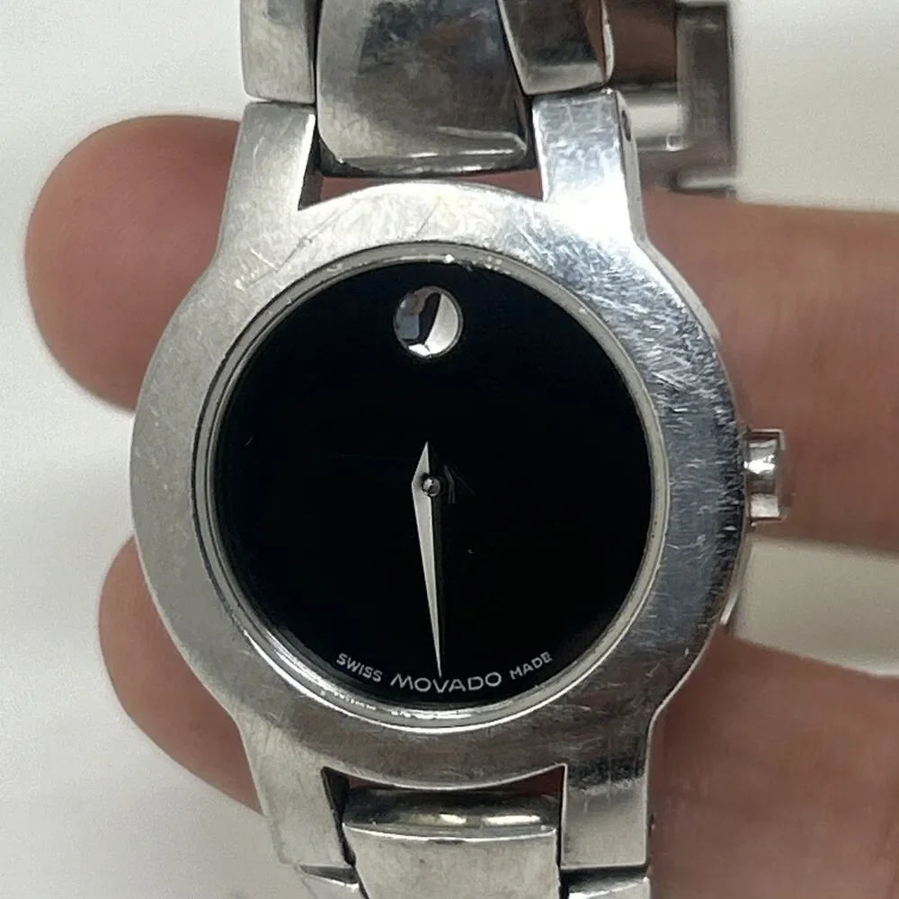 Movado Amorosa Watch 84 E4 1842 Stainless Water Resistant Saphhire Crystal
